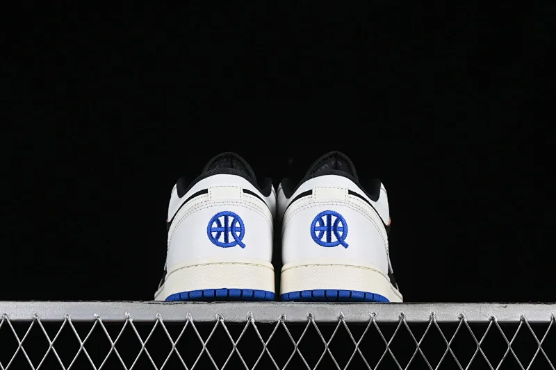 All categories Air Jordan Jordan series basketball shoes Air Jordan 1 Low G version pure original Air Jordan 1 Low "Quai 54" AJ1 Joe 1 white black blue low-top cultural casual sneakers HQ0764-001